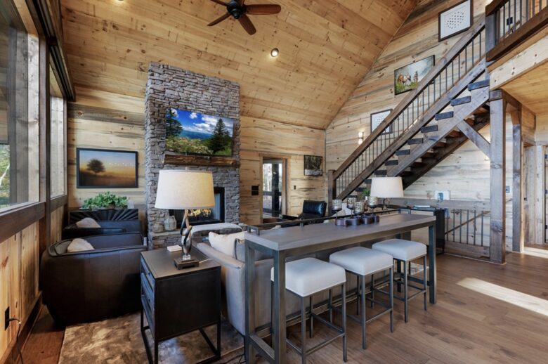 Mountain Top Views & Privacy at Eagle Ridge - Blue Ridge, Georgia