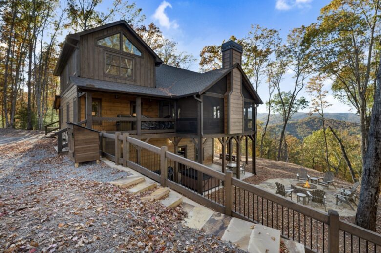 Mountain Top Views & Privacy at Eagle Ridge - Blue Ridge, Georgia
