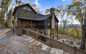 Mountain Top Views & Privacy at Eagle Ridge - Blue Ridge, Georgia