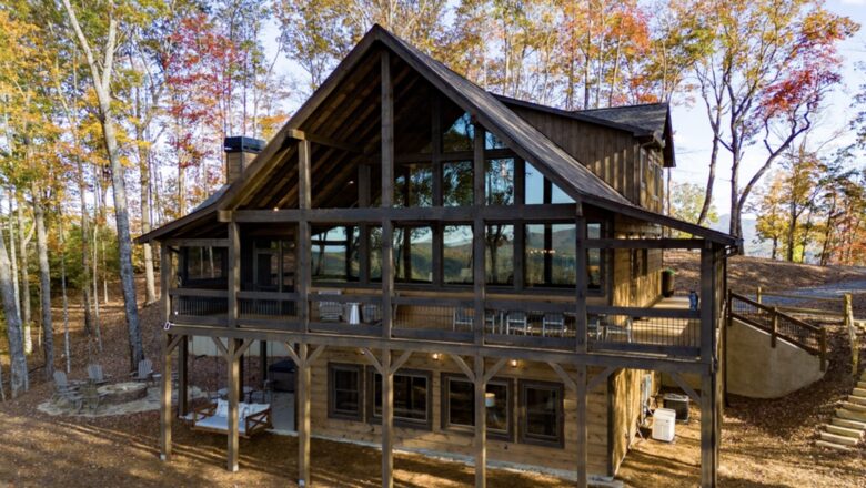 Mountain Top Views & Privacy at Eagle Ridge - Blue Ridge, Georgia