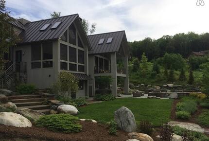 Stratton Mountain Contemporary Home - Winhall, Vermont