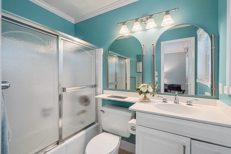 Heated Pool Oasis Near Ocean Reef Beach - Riviera Beach, Florida