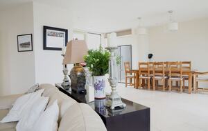 The Harbour House - Roundstone, Ireland