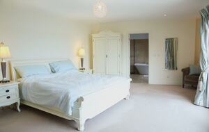 The Harbour House - Roundstone, Ireland