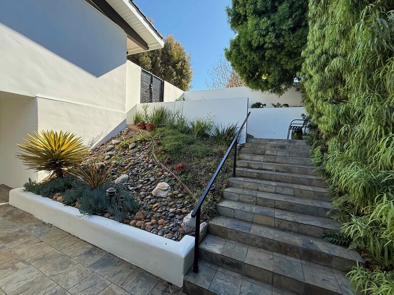 Palos Verdes Luxury Retreat with Sunset Terrace - Palos Verdes Estates, California