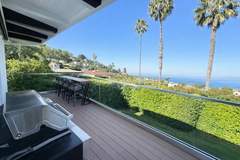 Palos Verdes Luxury Retreat with Sunset Terrace - Palos Verdes Estates, California