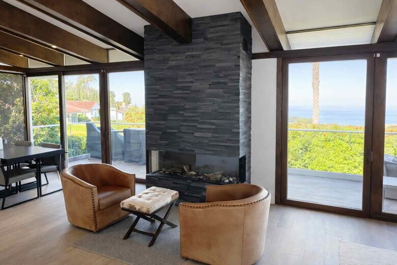 Palos Verdes Luxury Retreat with Sunset Terrace - Palos Verdes Estates, California