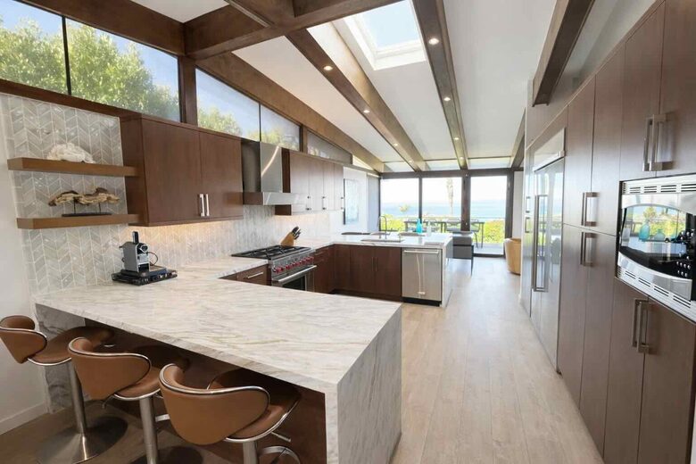 Palos Verdes Luxury Retreat with Sunset Terrace - Palos Verdes Estates, California