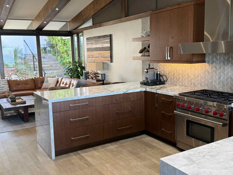 Palos Verdes Luxury Retreat with Sunset Terrace - Palos Verdes Estates, California