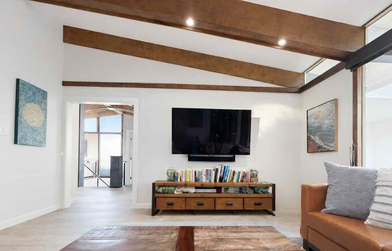 Palos Verdes Luxury Retreat with Sunset Terrace - Palos Verdes Estates, California