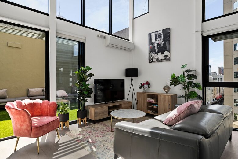 Clocktower Penthouse with Private Terrace Over Bourke Street - Melbourne, Australia