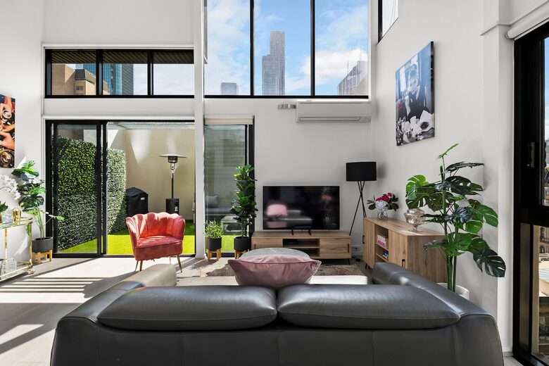 Clocktower Penthouse with Private Terrace Over Bourke Street - Melbourne, Australia