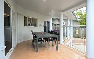 Tropical Garden Pool Retreat Near Trinity Beach - Trinity Beach, Australia