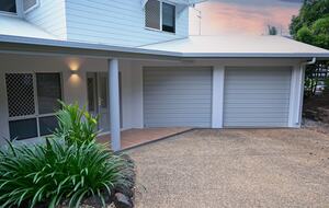 Tropical Garden Pool Retreat Near Trinity Beach - Trinity Beach, Australia