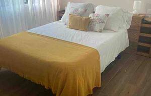 Renovated Peninsula Home Near Pristine Beaches - O Grove, Pontevedra, Spain