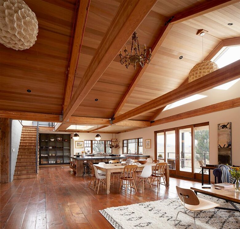 Marin County Regenerative Farm with Artisan Creamery - Petaluma, California