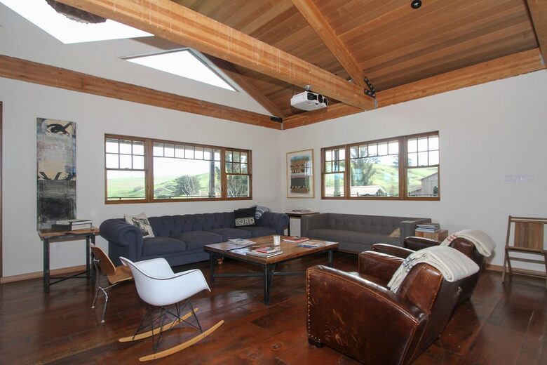 Marin County Regenerative Farm with Artisan Creamery - Petaluma, California