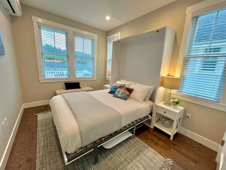 Seabrook Escape - Pacific Beach, Washington