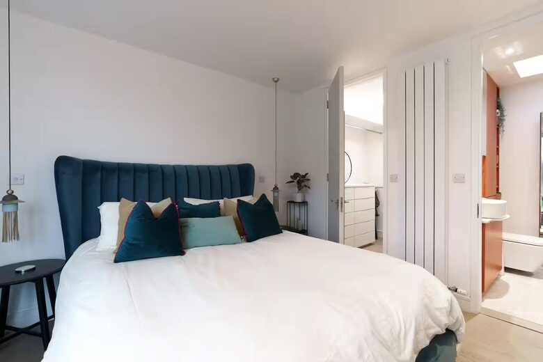 Stillorgan's Refined Townhome - Stillorgan, Ireland