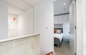 Stillorgan's Refined Townhome - Stillorgan, Ireland