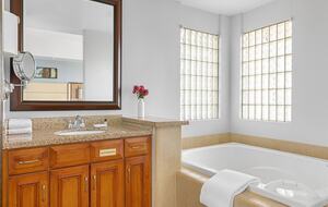 Marriott's Desert Springs Villas | Two Bedroom Villa - Palm Desert, California