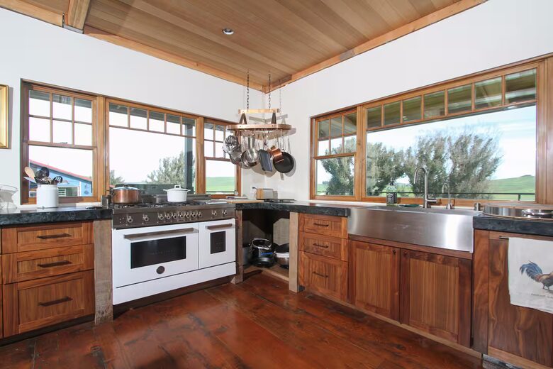 Marin County Regenerative Farm with Artisan Creamery - Petaluma, California