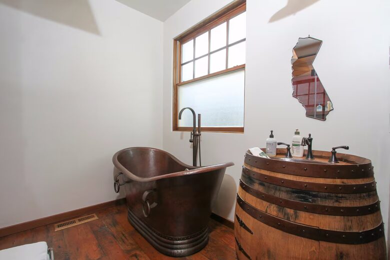 Marin County Regenerative Farm with Artisan Creamery - Petaluma, California