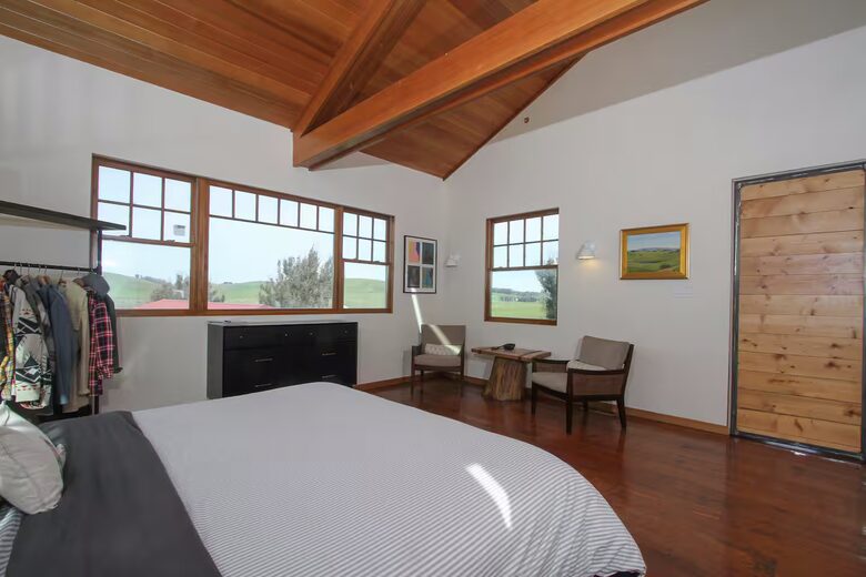 Marin County Regenerative Farm with Artisan Creamery - Petaluma, California