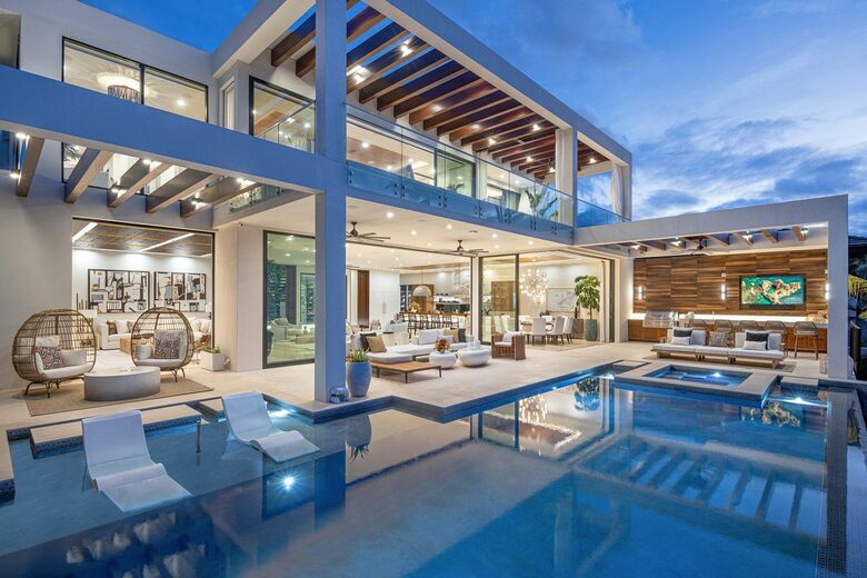 Award-Winning Oceanfront Villa in Honolulu’s Diamond Head Cove - Hono, Hawaii