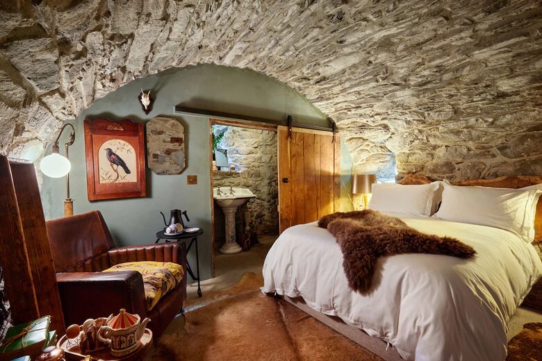 Kilmartin Castle | A 16th-Century Scottish Retreat - Kilmartin, United Kingdom