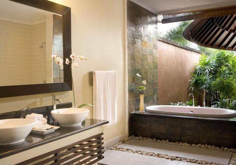 Peaceful Bali Garden Villa Steps from Seminyak Dining & Beach - Badung, Indonesia