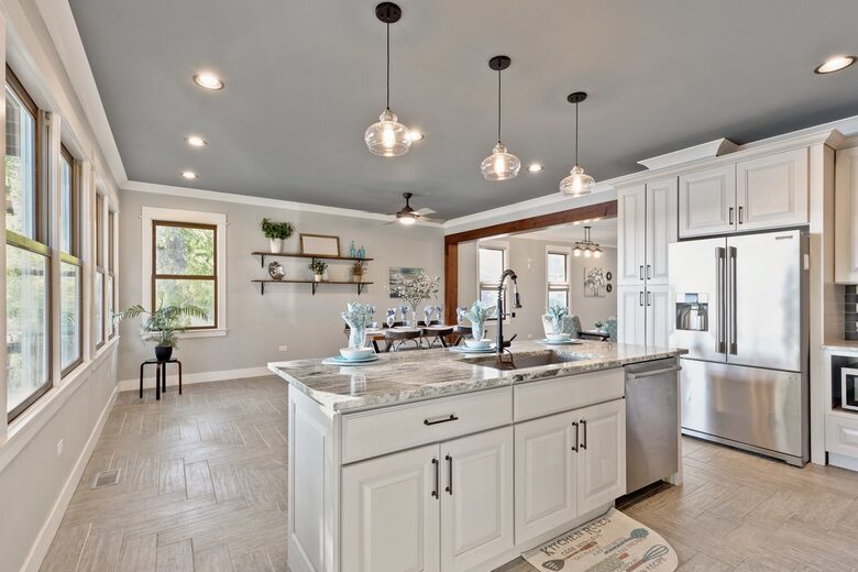 Gages Lake Waterfront Retreat with Private Dock - Grayslake, Illinois