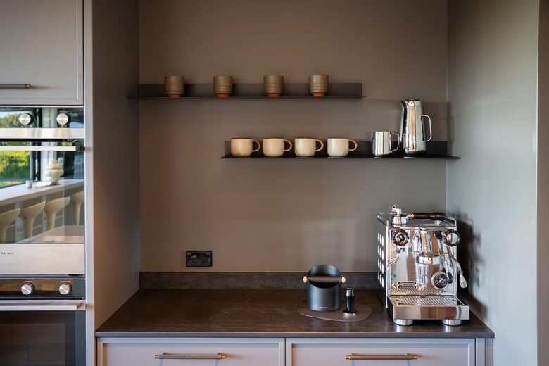 Forest Estate Retreat Minutes from Tara iti and Te Arai Links Golf - Te Arai, New Zealand