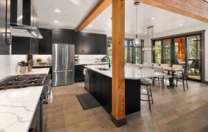 Luxury Suncadia Mountain Retreat with Hot Tub & Game Room - Cle Elum, Washington