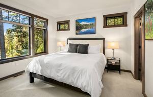 Luxury Suncadia Mountain Retreat with Hot Tub & Game Room - Cle Elum, Washington