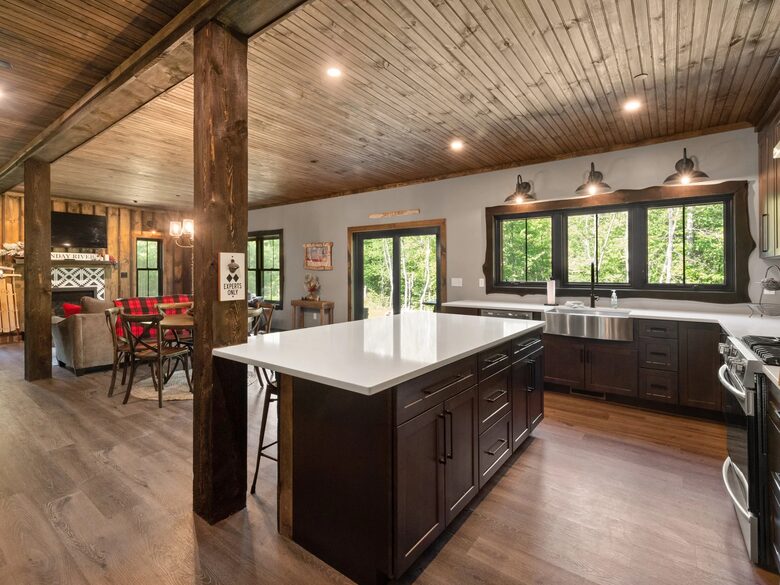 Mountain Luxury Steps from Sunday River Resort - Newry, Maine