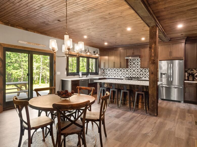 Mountain Luxury Steps from Sunday River Resort - Newry, Maine