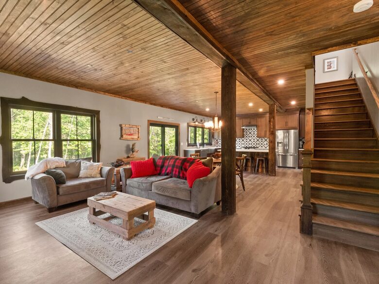 Mountain Luxury Steps from Sunday River Resort - Newry, Maine