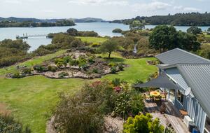 Exclusive Kerikeri Peninsula Escape with Tropical Gardens - Kerikeri, New Zealand