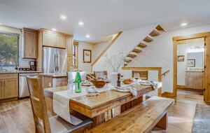 Northstar Village Townhouse Walkable to Ski Slopes and Recreation Center - Truckee, California