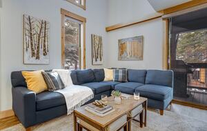 Northstar Village Townhouse Walkable to Ski Slopes and Recreation Center - Truckee, California