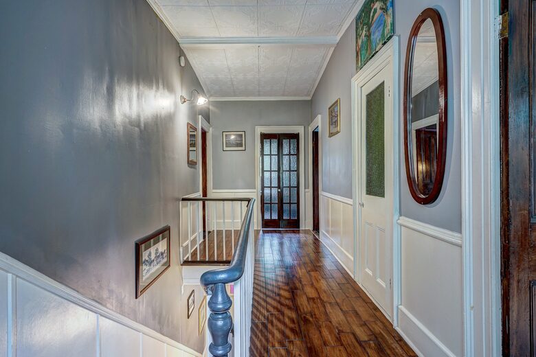 Bemister's Manor Historic Home - Victoria, Canada