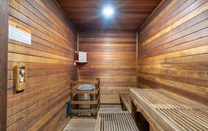 Northstar Village Townhouse Walkable to Ski Slopes and Recreation Center - Truckee, California