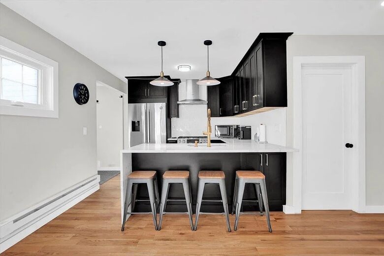 Modern Heights Cottage Near NYC & Washington Park - Jersey City, New Jersey