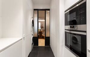 Stylish Historic Flat Steps from Barcelona’s Waterfront - Barcelona, Spain
