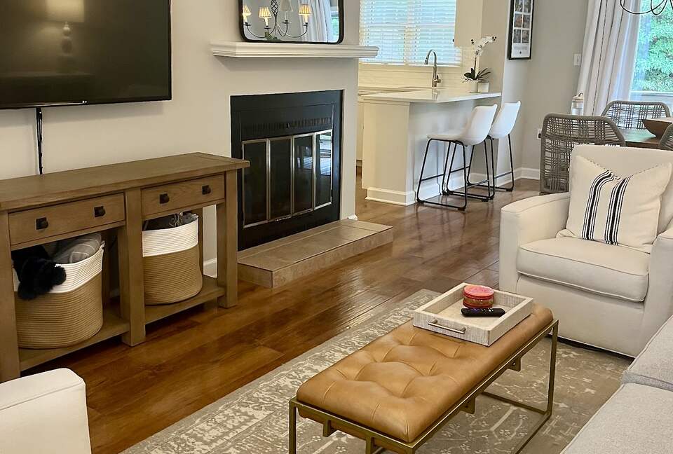 Charming Oxford Townhouse Walkable to the Square - Oxford, Mississippi