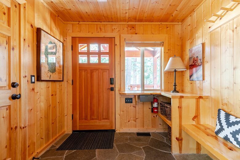 Walkable Lake Tahoe Escape Near Dining & Beach - Tahoe City, California