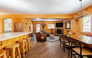 Walkable Lake Tahoe Escape Near Dining & Beach - Tahoe City, California
