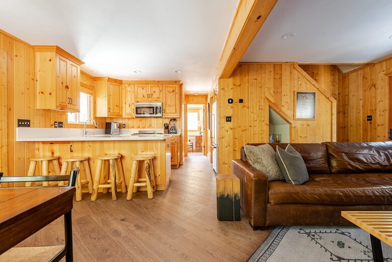 Walkable Lake Tahoe Escape Near Dining & Beach - Tahoe City, California