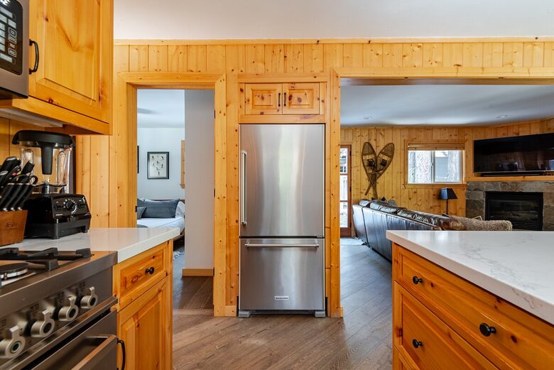 Walkable Lake Tahoe Escape Near Dining & Beach - Tahoe City, California